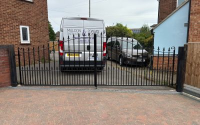 Restored Iron Gates – now fitted